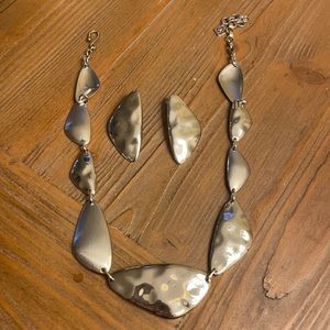 Brand new Kendra Scott earrings and necklace set